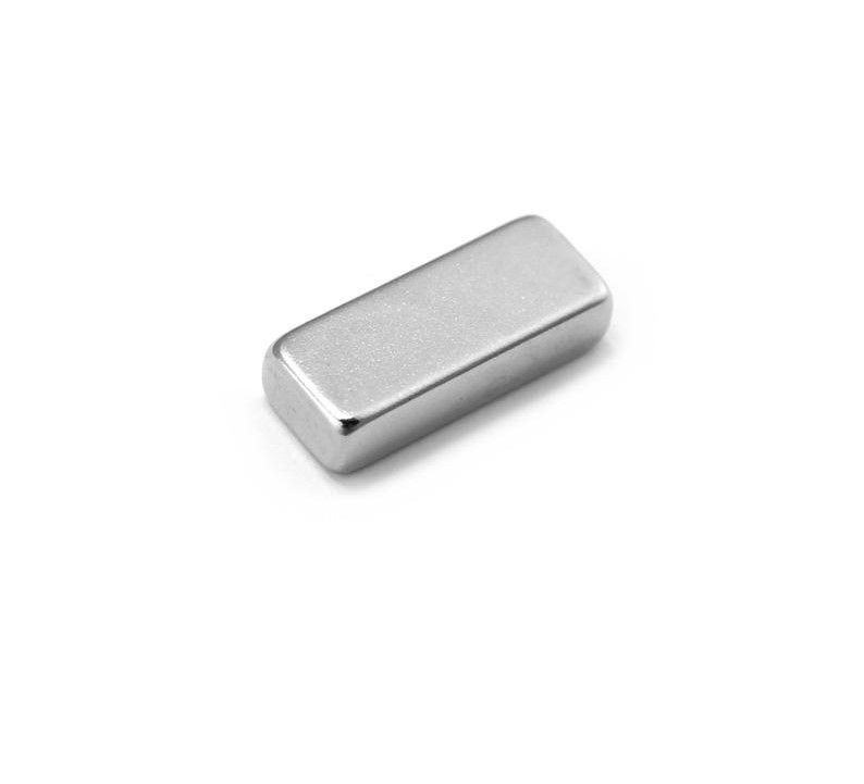 МАГНИТ НЕОДИМОВЫЙ ПРИЗМА 25Х10Х6ММ